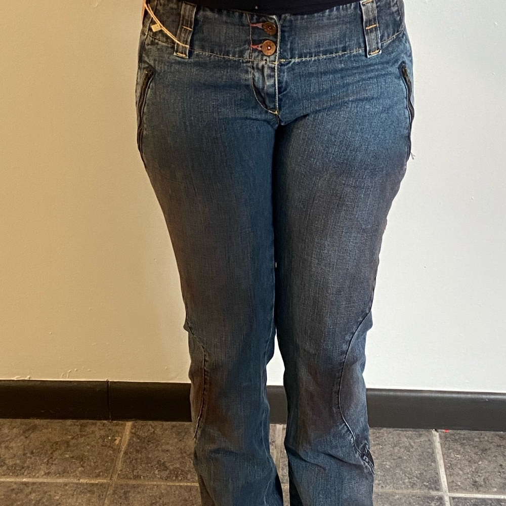 90s Retro Levi’s Jeans